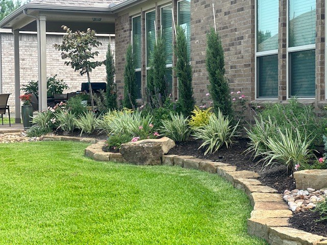 Front-Yard Xeriscape Planting & Planted Beds VI in Conroe, TX