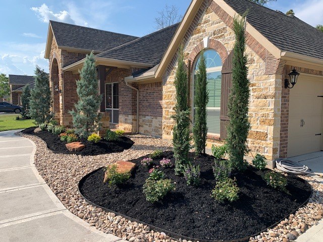 Front-Yard Planted Beds in Conroe, TX